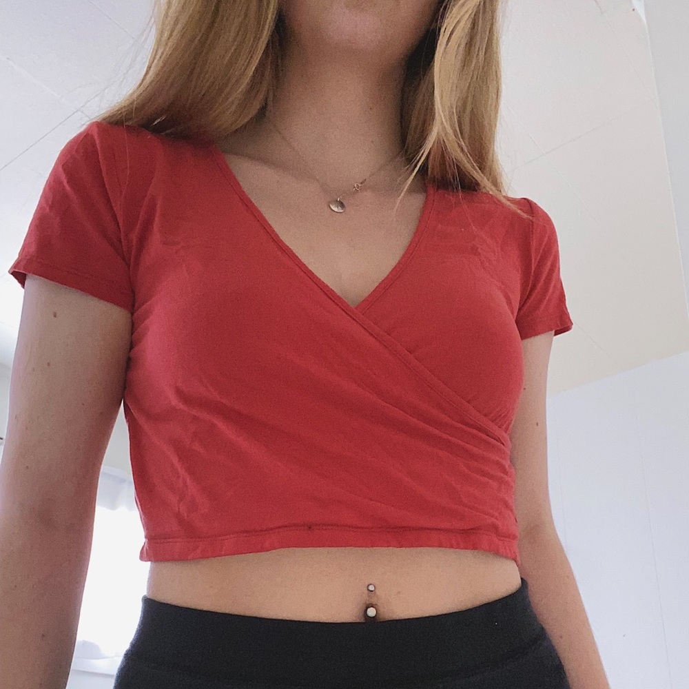 Pacsun Me to We Crop